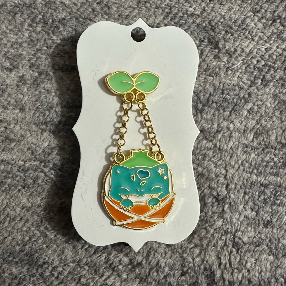Pokemon Bulbasaur Hanging Basket Enamel Pin Two Prong Unique